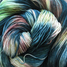 Load image into Gallery viewer, Black Cat Custom Yarn | Worsted Weight | Let's Get Worsted | 100% Superwash Merino | 205 yards | 113 grams