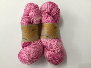 I Bee weaving | Fingering | The Silk Road | 70% SW Merino 30% Silk | 383yds 115g