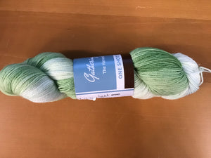 Gathering yarn | Fingering | Velino | 75% SW Fine Merino 25% Nylon | 420m | 100g