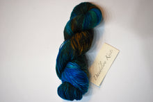 Load image into Gallery viewer, Dandelion Yarn | Fingering weight | 75% SW Merino, 20% Cashmere, 5% Stellina | 400 yards | 100 grams