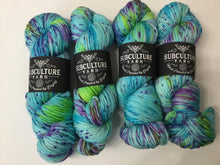 Load image into Gallery viewer, Subculture Yarn | Worsted weight | 100% Superwash Merino Wool | 250 yards | 100 grams