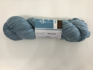 Gathering yarn | Fingering | Velino | 75% SW Fine Merino 25% Nylon | 420m | 100g