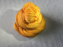 Load image into Gallery viewer, I Bee weaving  | lace weight | Amazing Lace | 40% silk 60% merino | 100g 800m