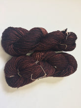 Load image into Gallery viewer, Mineville | DK weight | Merino Single Ply DK | 100% SW Merino | 200 yards | 100 grams