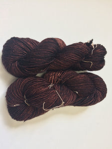 Mineville | DK weight | Merino Single Ply DK | 100% SW Merino | 200 yards | 100 grams