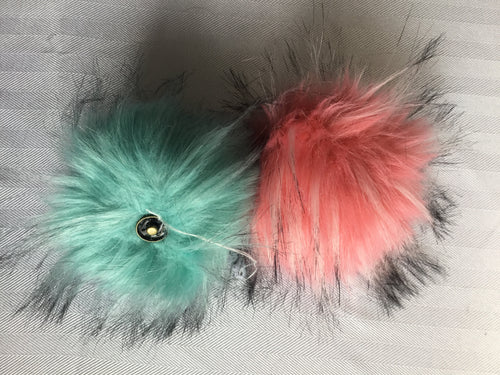 Pompoms - Faux fur (Snap On) 5”