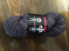 Load image into Gallery viewer, Gingersnap | DK Weight | DK Lux| 100% 17 micron Superwash Merino | 280 yds (115g)