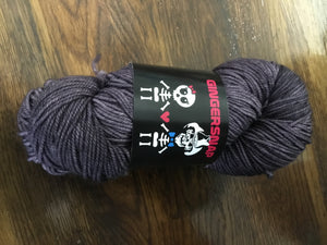 Gingersnap | DK Weight | DK Lux| 100% 17 micron Superwash Merino | 280 yds (115g)