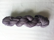 Load image into Gallery viewer, I Bee weaving | fingering weight | Baby Bee | 85% SW Fine Merino 15% Nylon | 400m | 100g