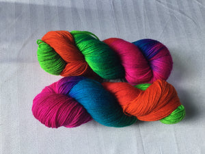 Spun Ware Over the Rainbow | Fingering weight | SW Merino, Nylon | 420 yards | 115 grams