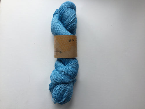 I Bee weaving  | lace weight | Amazing Lace | 40% silk 60% merino | 100g 800m