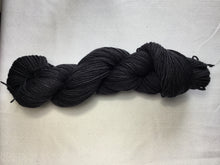 Load image into Gallery viewer, i Bee weaving | Fingering | Worker Bee | 80% SW Merino, 20% Nylon | 418 yards | 110 grams