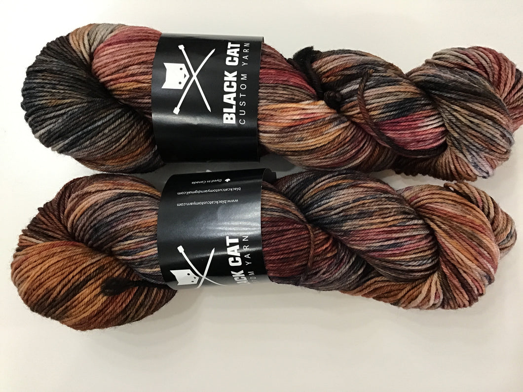 Black Cat | DK | Double Double | 100% Superwash Merino | 280 yds | 113 g