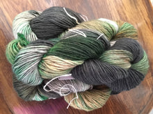 Load image into Gallery viewer, Mineville | DK weight | Merino Single Ply DK | 100% SW Merino | 200 yards | 100 grams