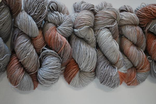 Load image into Gallery viewer, Mineville | DK weight | Merino Single Ply DK | 100% SW Merino | 200 yards | 100 grams