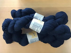 I Bee weaving | fingering weight | Baby Bee | 85% SW Fine Merino 15% Nylon | 400m | 100g