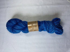 I Bee weaving | Worsted Weight | Bernina | 100% SW Fine Merino | 205m | 100 g