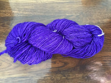 Load image into Gallery viewer, Mineville | DK weight | Merino Single Ply DK | 100% SW Merino | 200 yards | 100 grams