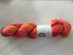 Campfiber Yarns | Fingering | Vibrant 80/20 | 80% SW Merino 20% Nylon | 365m | 100g