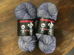 Gingersnap | DK Weight | DK Lux| 100% 17 micron Superwash Merino | 280 yds (115g)