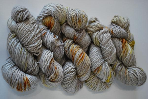 Mineville | Bulky | Merino 2ply Bulky | 100% SW Merino | 100 yards | 100 grams