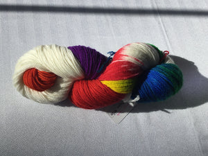 Spun Ware Over the Rainbow | Fingering weight | SW Merino, Nylon | 420 yards | 115 grams