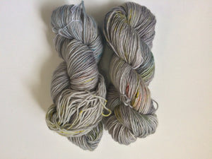 Mineville | DK weight | Merino Single Ply DK | 100% SW Merino | 200 yards | 100 grams