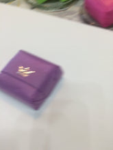 Load image into Gallery viewer, Queen Bee Farms Soaps